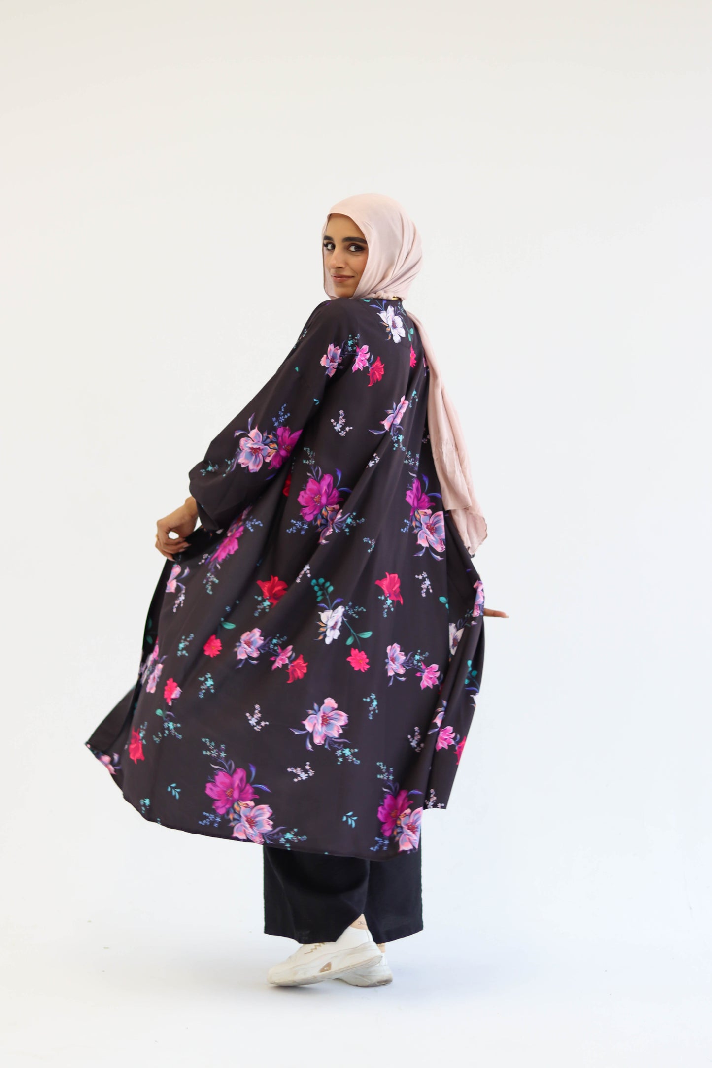 Viola Floral Kimono