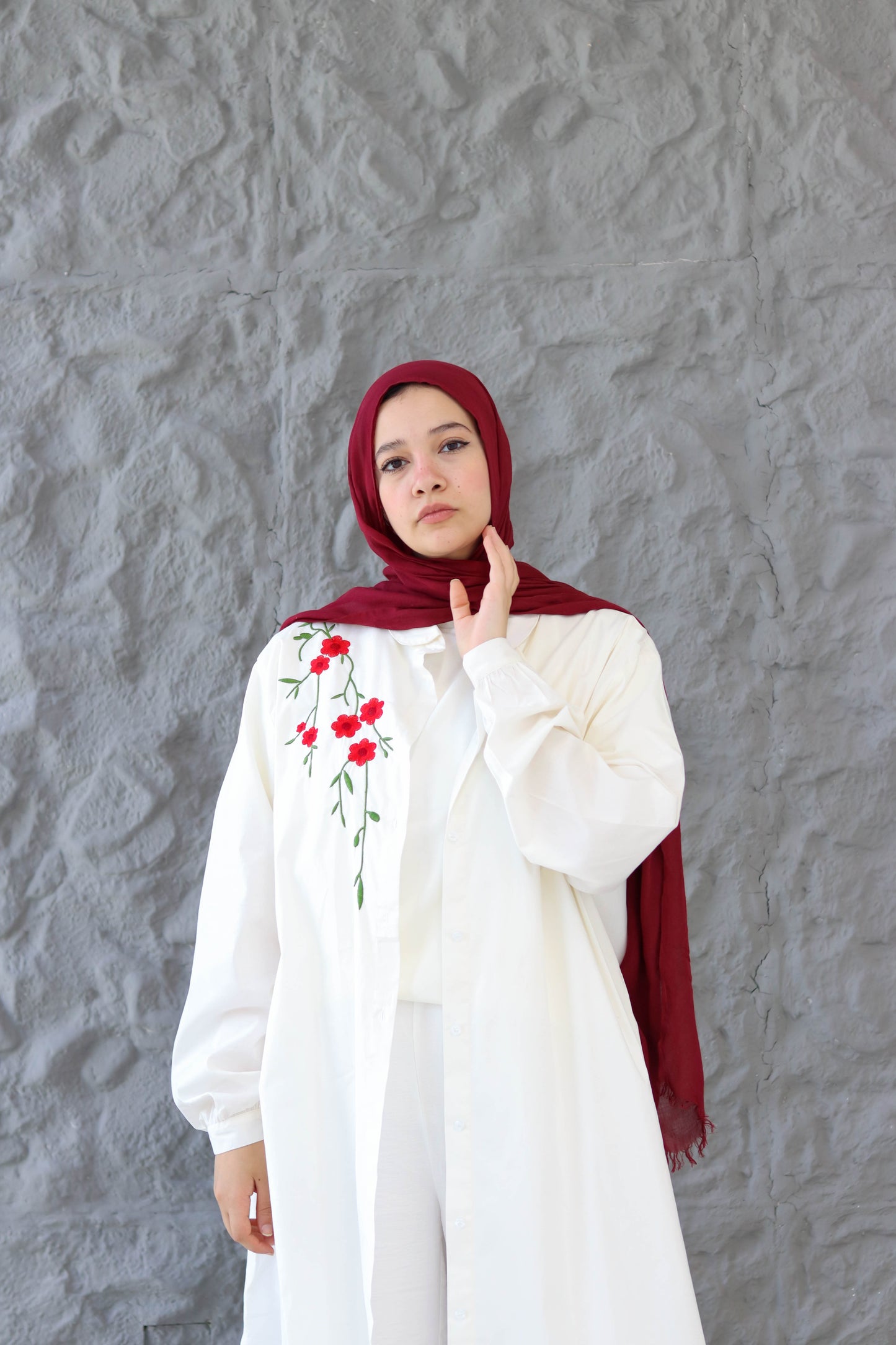 Flurry Embroidered Poplin Cotton Long Shirt in White