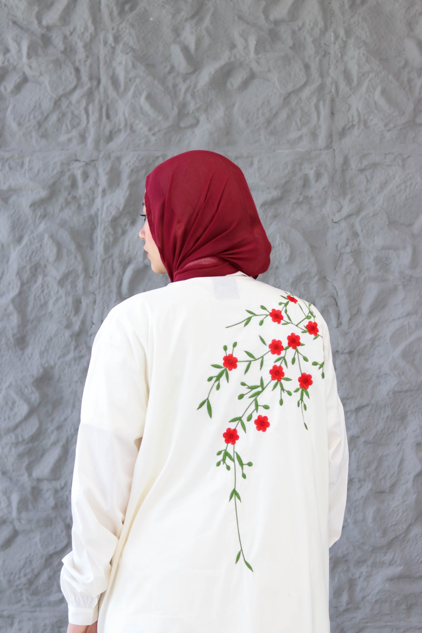 Flurry Embroidered Poplin Cotton Long Shirt in White
