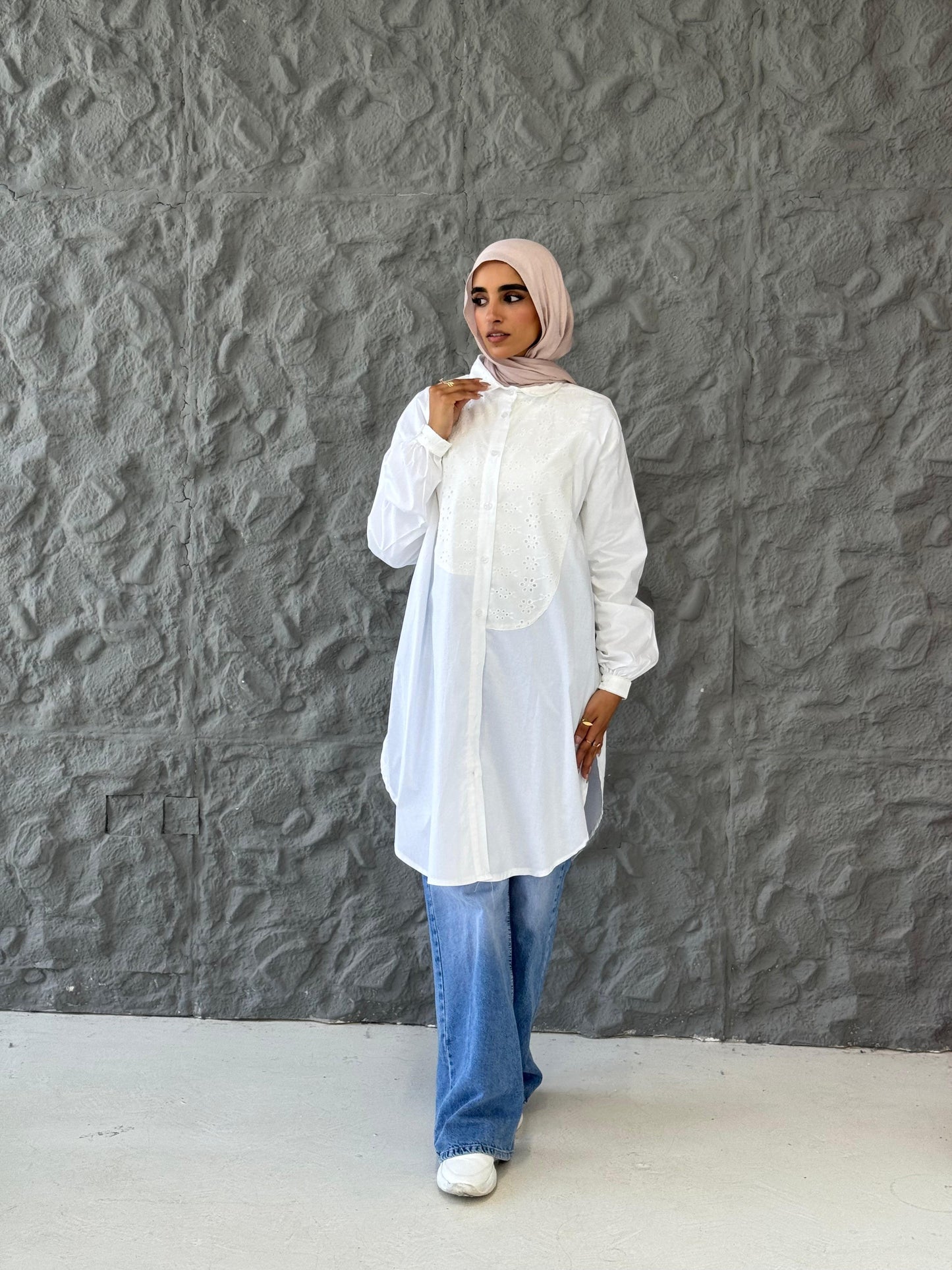 Yasmine Poplin Cotton Long Shirt in White