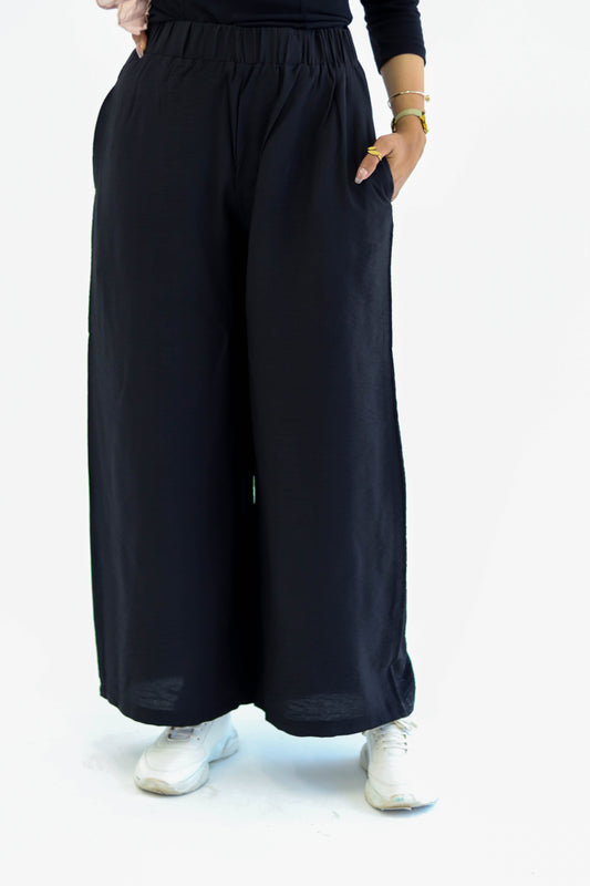 Wide-Leg Black Pants